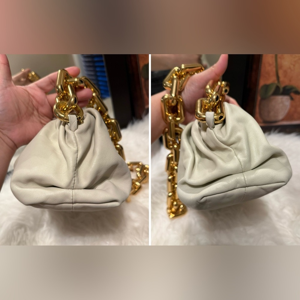 🎀Bottega Veneta Chain Pouch🎀 - Picture 4 of 16